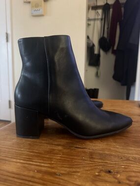 Madden Girl block heel leather booties size 10